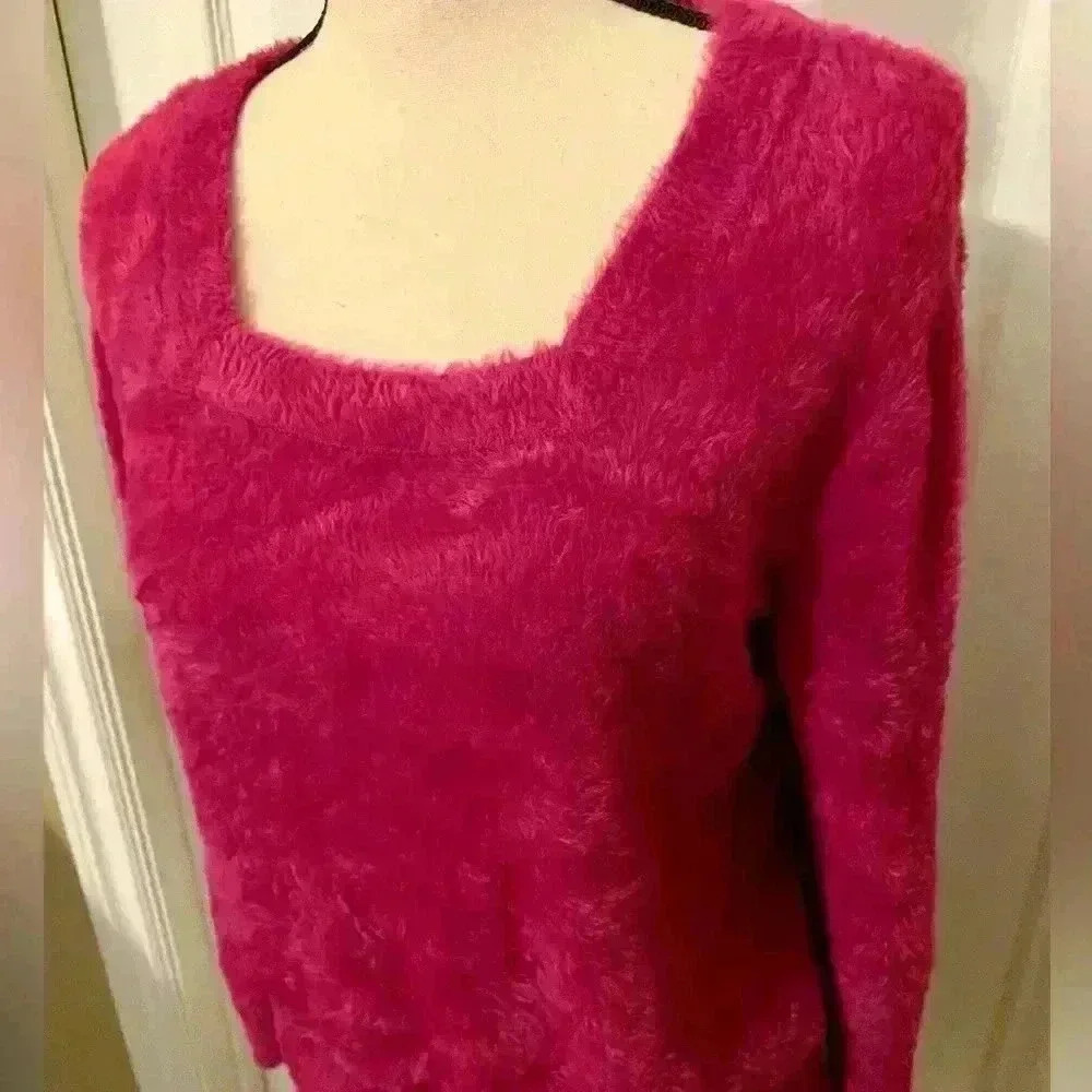 Splendid Womens Pink Square Neckline Fluffy Soft Sweater Long Sleeve medium - Picture 12 of 12